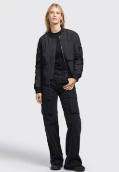 Khujo Nova - Bomberjacks - Schwarz 15 Khujo Nova - Bomberjacks - Schwarz -Khujo Mode Aanbiedingen Winkel 3f267be9c93b4397bc23ff8d64b80006