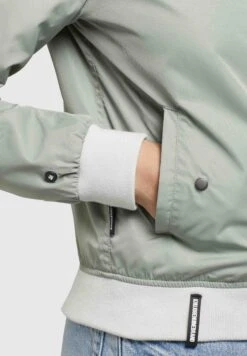 Khujo Stence - Bomberjacks - Blassgrün -Khujo Mode Aanbiedingen Winkel 40761d5b7ec64c71ad2d661f00e46746