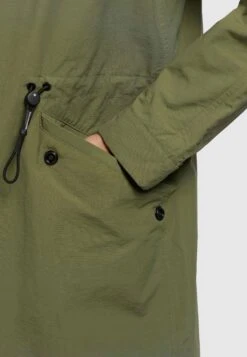 Khujo Marnia - Regenjas - Olivgrün 12 Khujo Marnia - Regenjas - Olivgrün -Khujo Mode Aanbiedingen Winkel 4e3dbc60eec949a29c27a5518a2dbfac