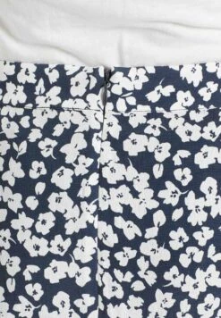 Khujo Undine - A-Lijn Rok - Dunkelblau-Weiß Geblümt 19 Khujo Undine - A-Lijn Rok - Dunkelblau-Weiß Geblümt -Khujo Mode Aanbiedingen Winkel 5ff803d71c024e228c3233e0be0236f8